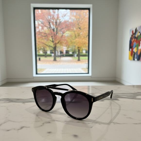 Velvet Eyewear AMELIA Round Aviator Sunglasses - Black / Gray Fade - NWT